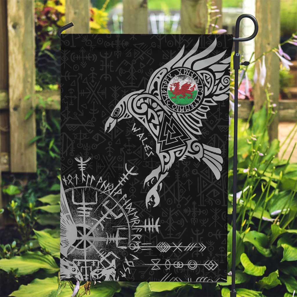 Wales Viking Ravens Garden Flag Vegvisir Runes Pattern - Wonder Print Shop