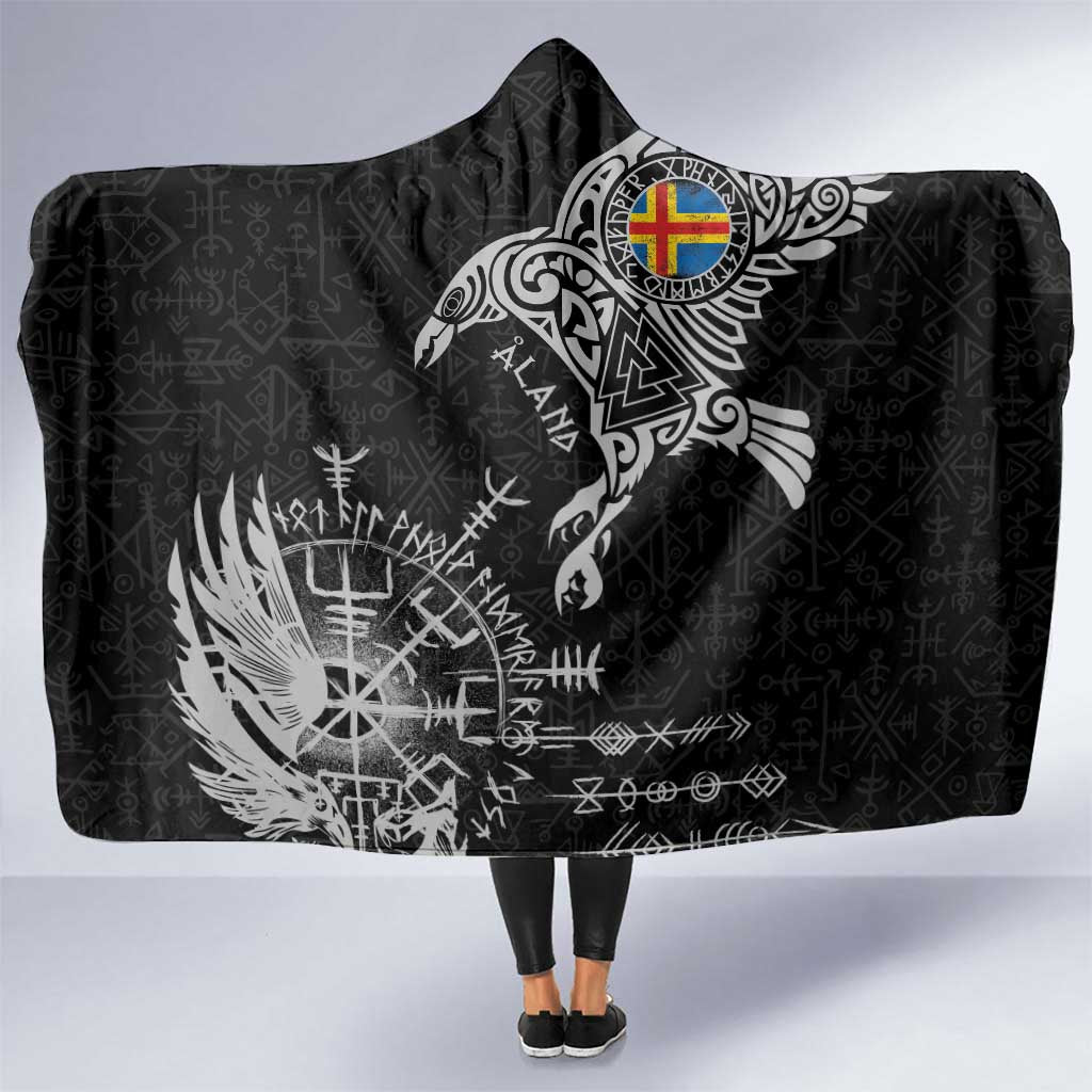 Aland Viking Ravens Hooded Blanket Vegvisir Runes Pattern - Wonder Print Shop