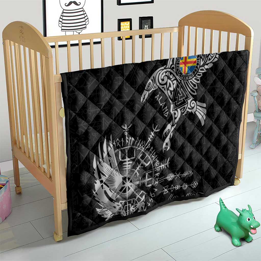 Aland Viking Ravens Quilt Vegvisir Runes Pattern - Wonder Print Shop