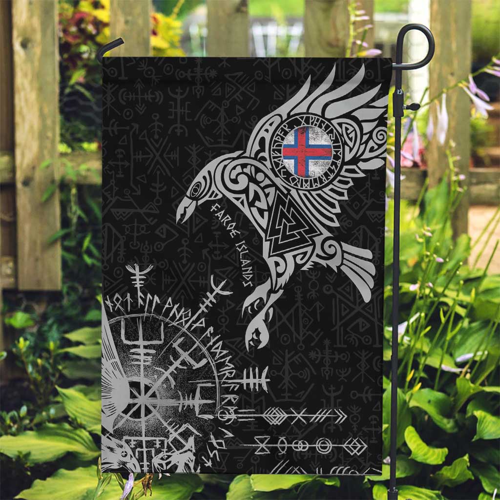 Faroe Islands Viking Ravens Garden Flag Vegvisir Runes Pattern - Wonder Print Shop