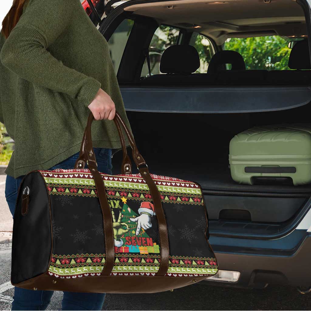 Six Seven Christmas Travel Bag Funny Santa and Green Hands - Wonder Print Shop