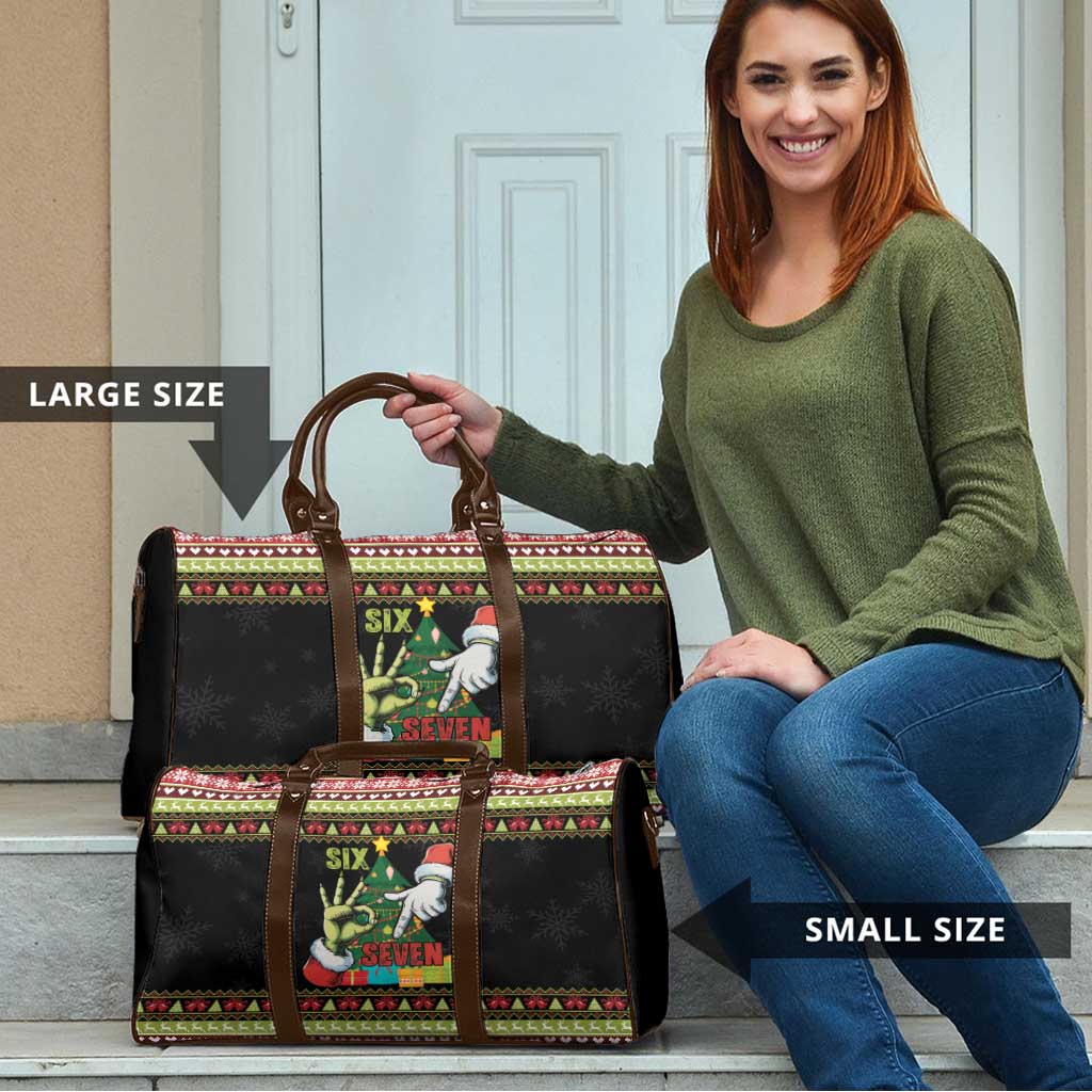 Six Seven Christmas Travel Bag Funny Santa and Green Hands - Wonder Print Shop