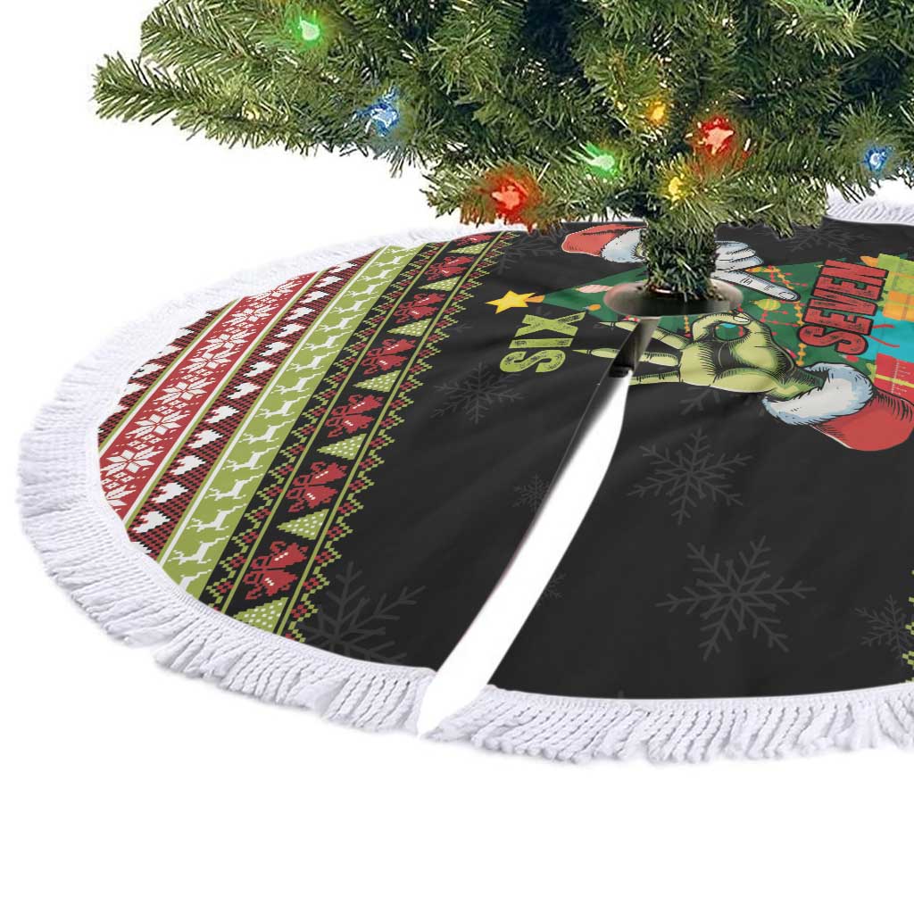 Six Seven Christmas Tree Skirt Funny Santa and Green Hands - Wonder Print Shop
