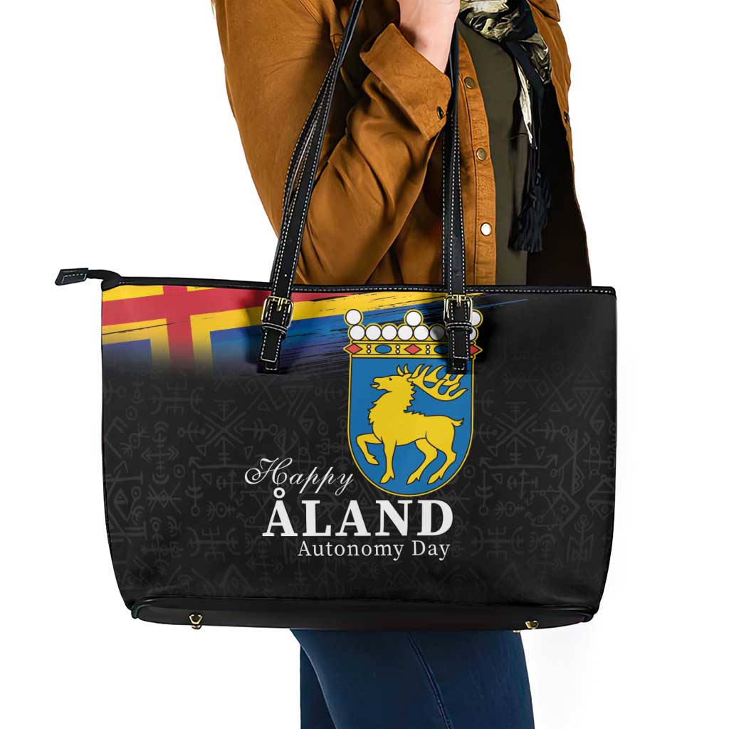 Happy Aland's Autonomy Day Leather Tote Bag Coat Of Arms