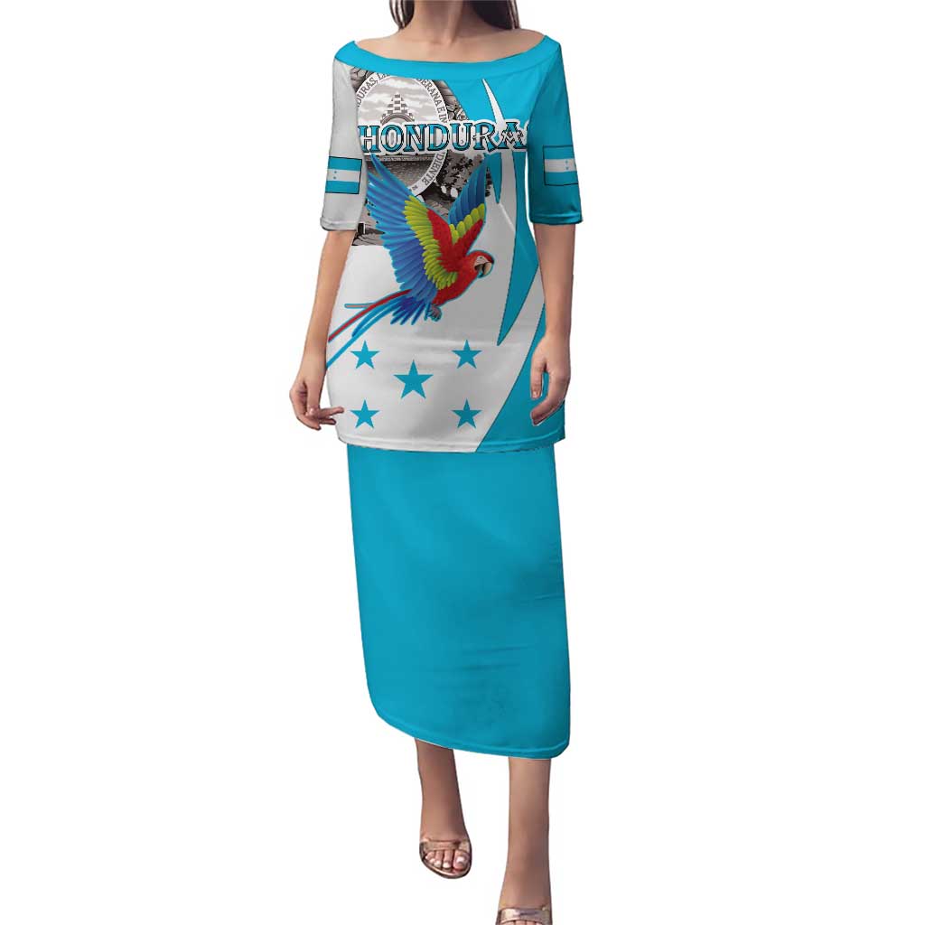 Personalized Honduras Independence Day Puletasi Scarlet Macaw With Coat Of Arms LT18