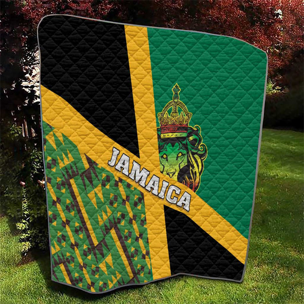 Jamaican Pattern Print Quilt