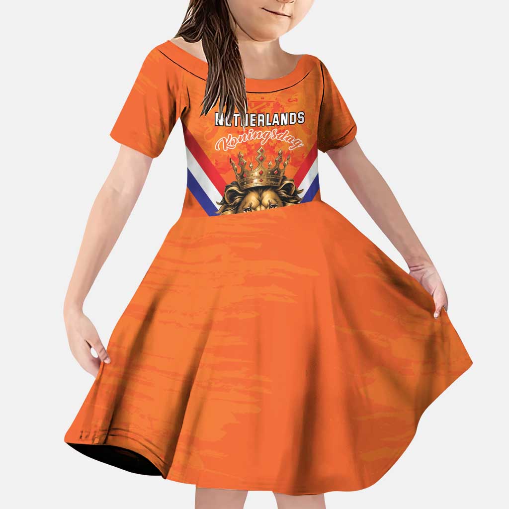 Personalized Netherlands King's Day Family Matching Puletasi and Hawaiian Shirt Koningsdag Lion King With Crown