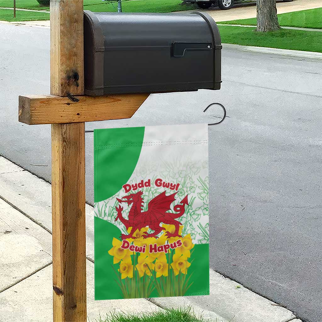 Saint David’s Day Welsh Dragon Garden Flag Dydd Gwyl Dewi Hapus - Wonder Print Shop