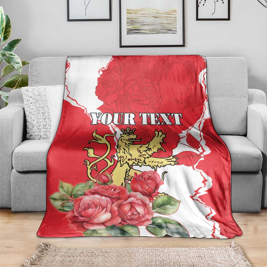 Personalized Luxembourg Goldcrest Regulus Blanket Red Roses