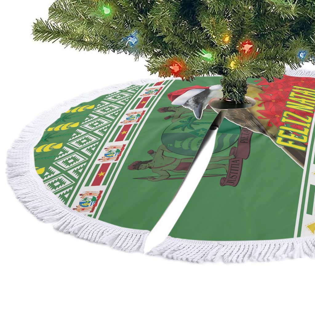 Suriname Christmas Tree Skirt Lesser Kiskadee With White Jungle Geranium - Wonder Print Shop