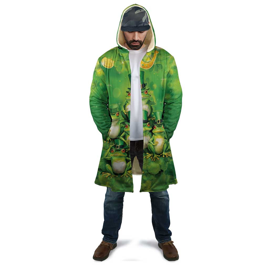 Funny Frog St Patrick's Day Cloak Lucky Shamrock Frog