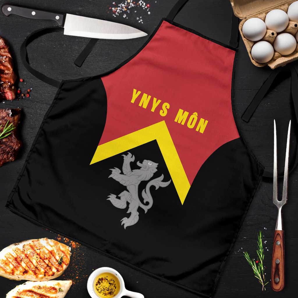 Anglesey Wales Apron Ynys Mon Welsh Lion Flag Design - Wonder Print Shop