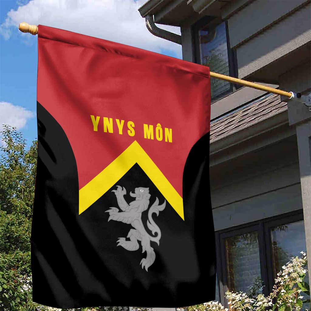 Anglesey Wales Garden Flag Ynys Mon Welsh Lion Flag Design - Wonder Print Shop