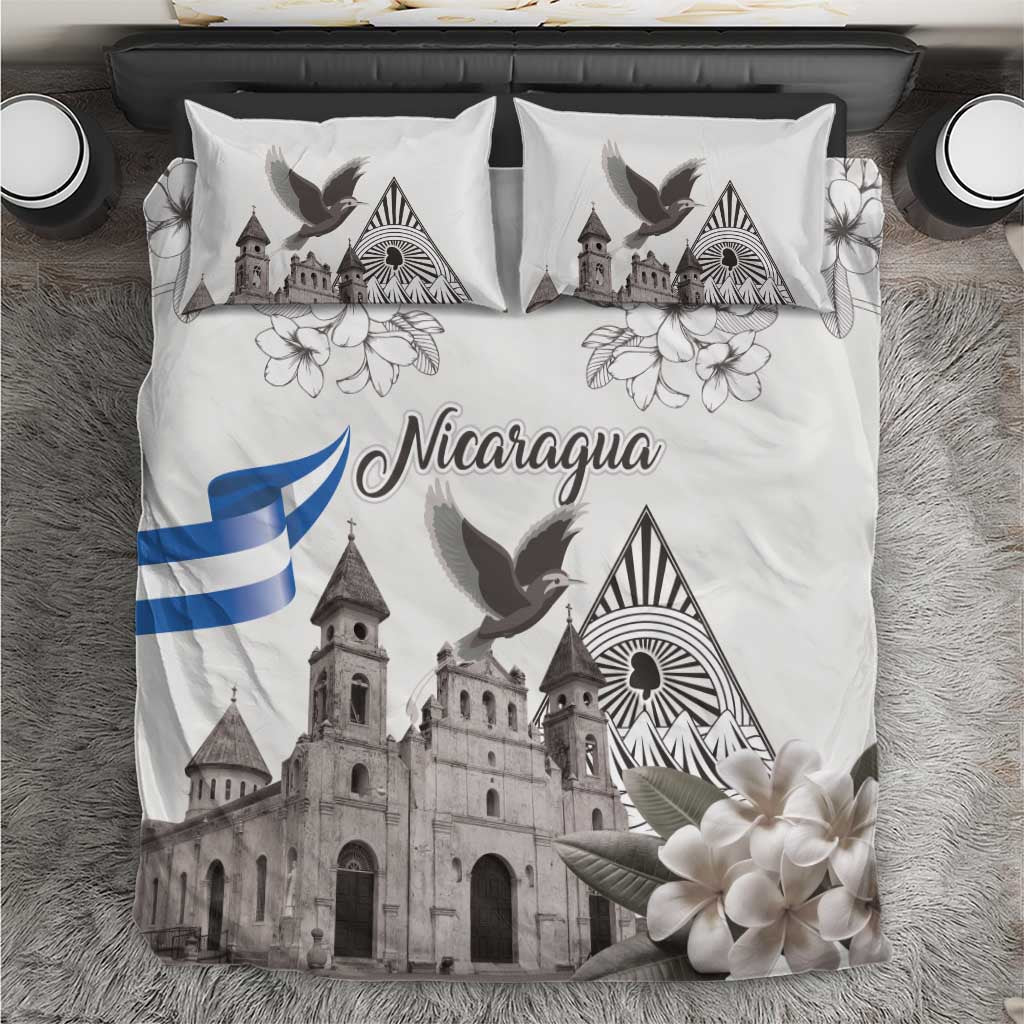 Nicaragua Leon Cathedral Bedding Set Motmot with Plumeria Style - Wonder Print Shop