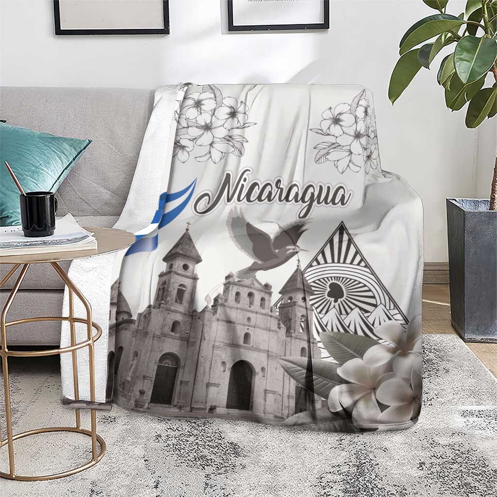 Nicaragua Leon Cathedral Blanket Motmot with Plumeria Style - Wonder Print Shop
