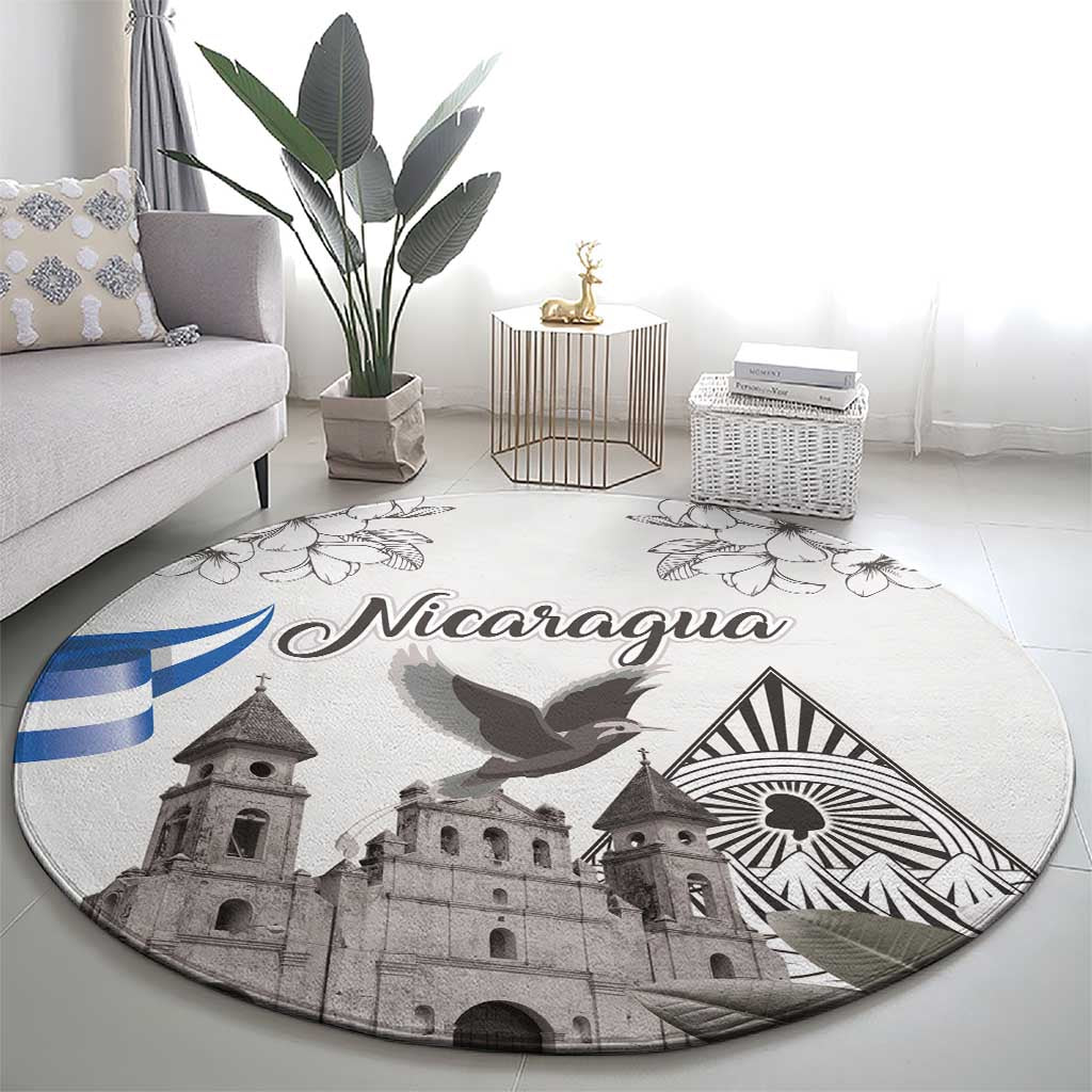 Nicaragua Leon Cathedral Round Carpet Motmot with Plumeria Style - Wonder Print Shop