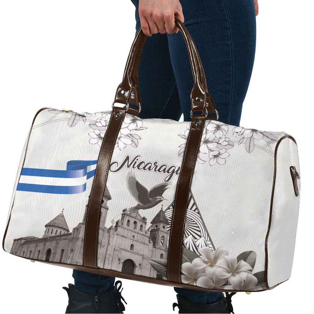 Nicaragua Leon Cathedral Travel Bag Motmot with Plumeria Style - Wonder Print Shop