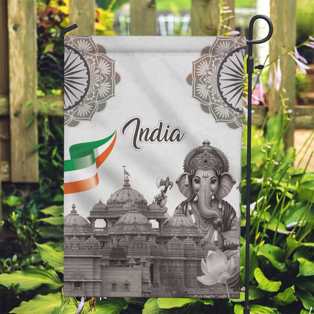India Ganesha and Akshardham Garden Flag Lord Ganpati Lotus Flag Style - Wonder Print Shop