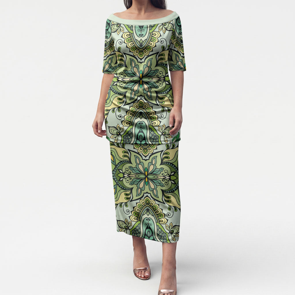 Indian Mandala Pattern Puletasi Green Geometric Floral Mandala