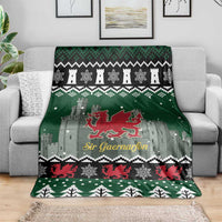 Caernarfonshire Wales Christmas Blanket Caernarfon Castle Red Dragon - Wonder Print Shop