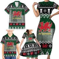 Caernarfonshire Wales Christmas Family Matching Short Sleeve Bodycon Dress and Hawaiian Shirt Caernarfon Castle Red Dragon - Wonder Print Shop