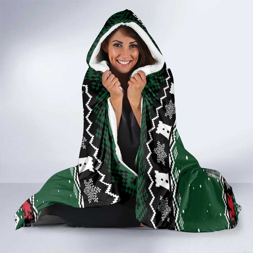 Caernarfonshire Wales Christmas Hooded Blanket Caernarfon Castle Red Dragon - Wonder Print Shop
