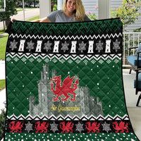 Caernarfonshire Wales Christmas Quilt Caernarfon Castle Red Dragon - Wonder Print Shop