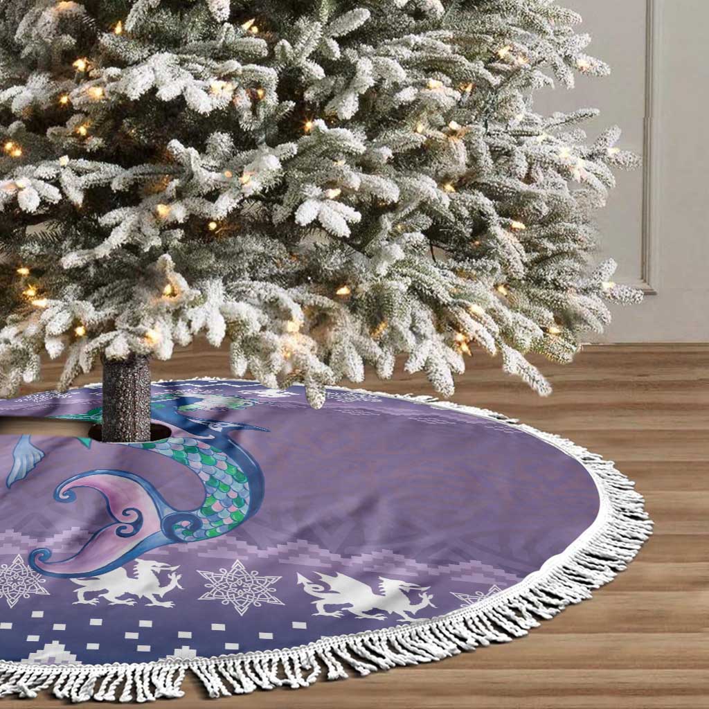 Carmarthenshire Wales Christmas Tree Skirt Heraldic Sea-Horse Celtic Design - Wonder Print Shop