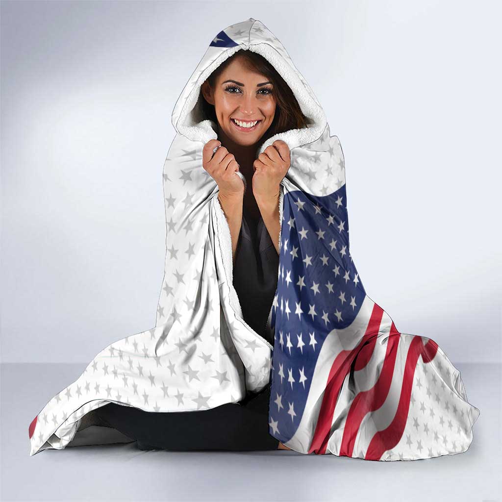 USA Ice Hockey Hooded Blanket Eagle Mascot Stars and Stripes Design