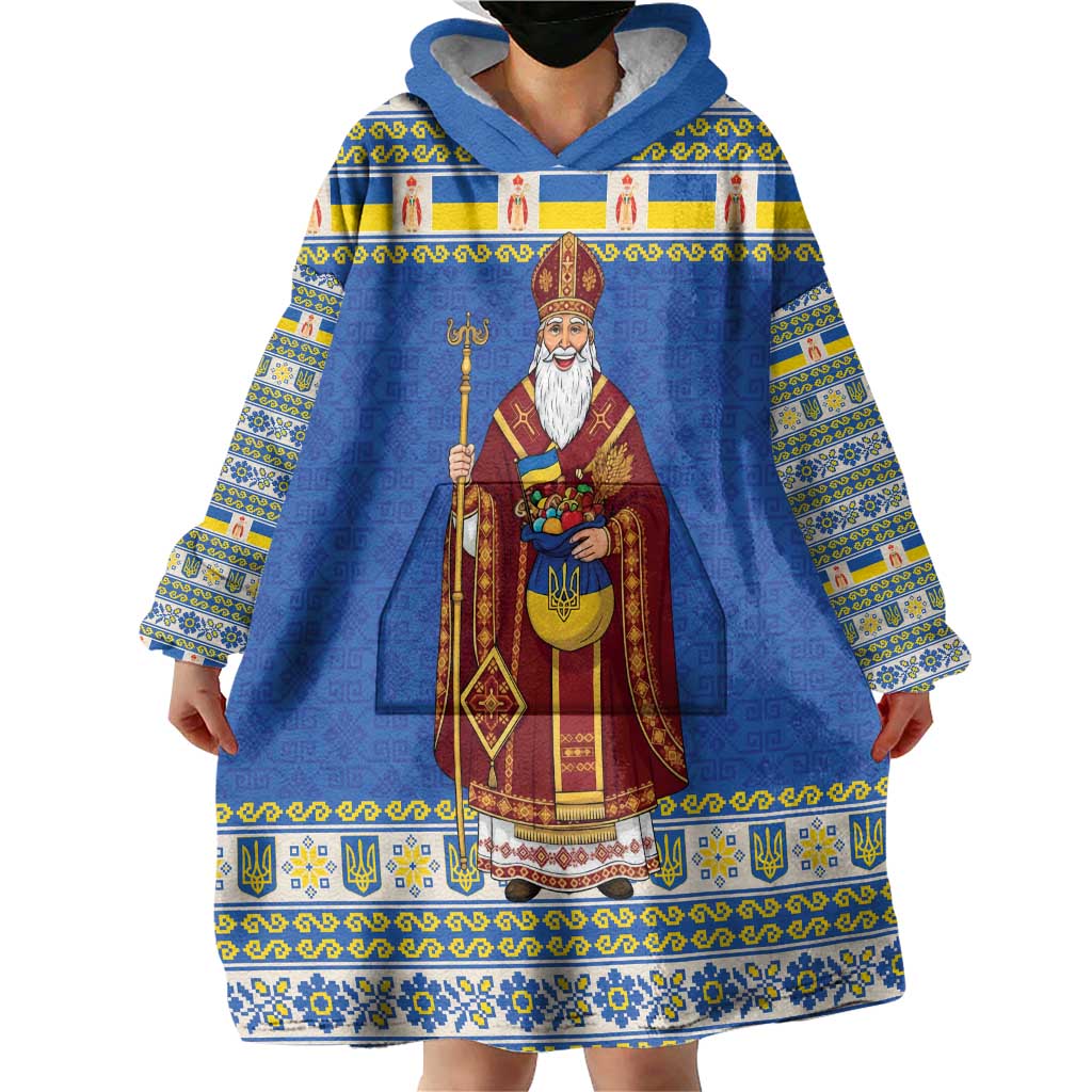 Ukraine Christmas Wearable Blanket Hoodie Saint Nicholas Vyshyvanka Style - Wonder Print Shop
