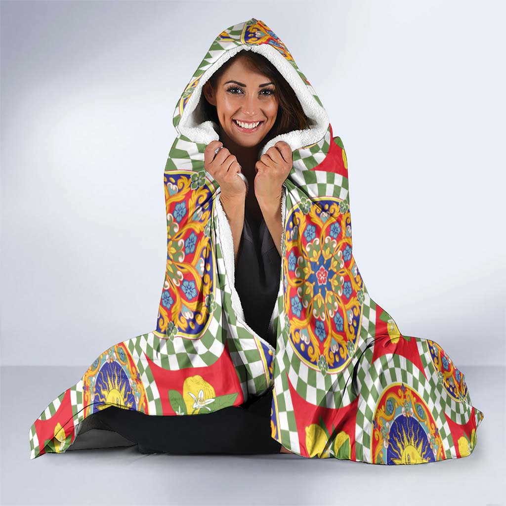 Green Sicilian Majolica Lemon Sun Art Hooded Blanket
