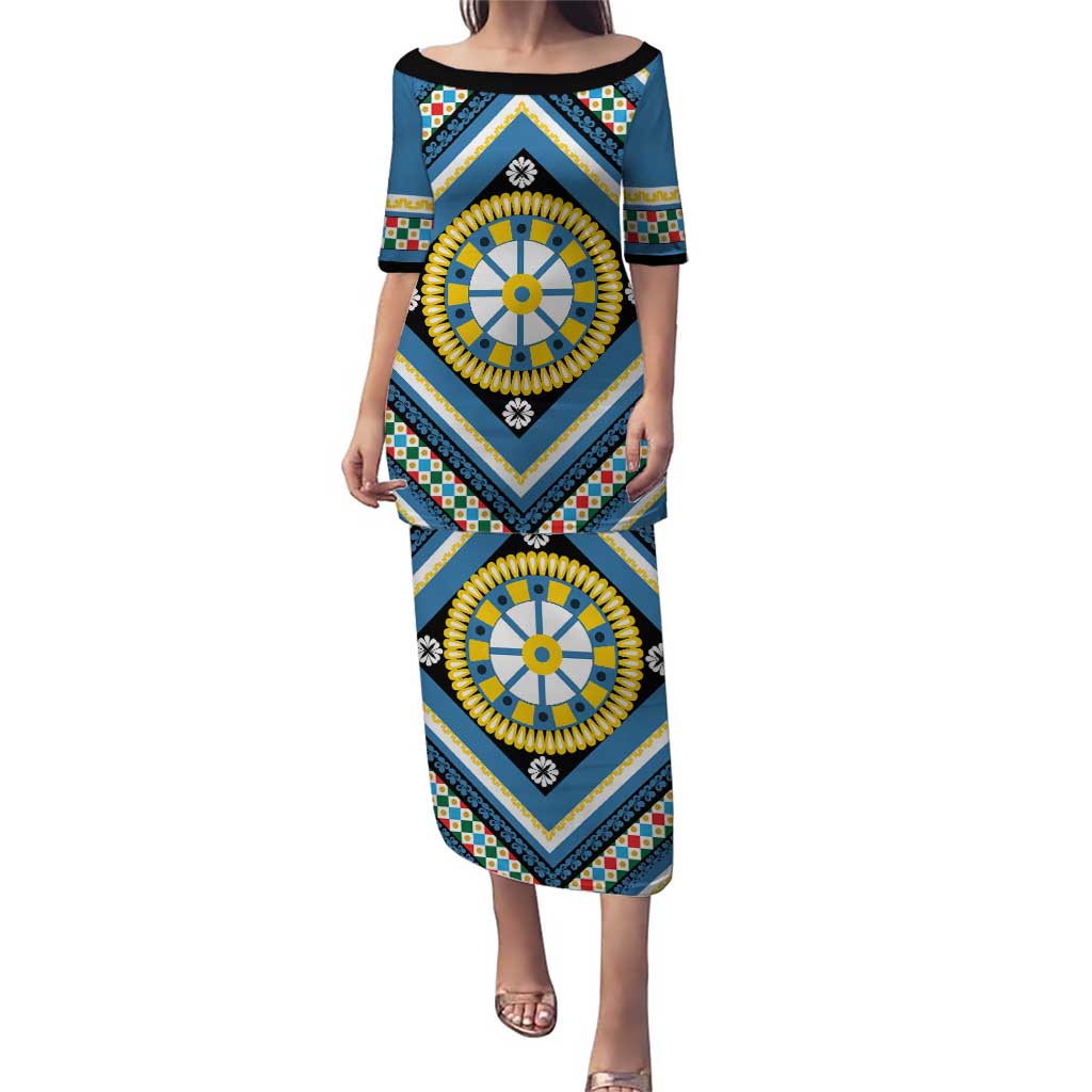 Sicily Italy Carretto Siciliano Puletasi Azure Sicilian Cart Wheel Pattern
