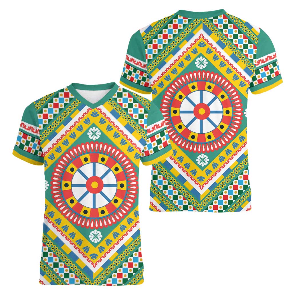 Sicily Italy Carretto Siciliano Women V-Neck T-Shirt Green Sicilian Cart Wheel Pattern