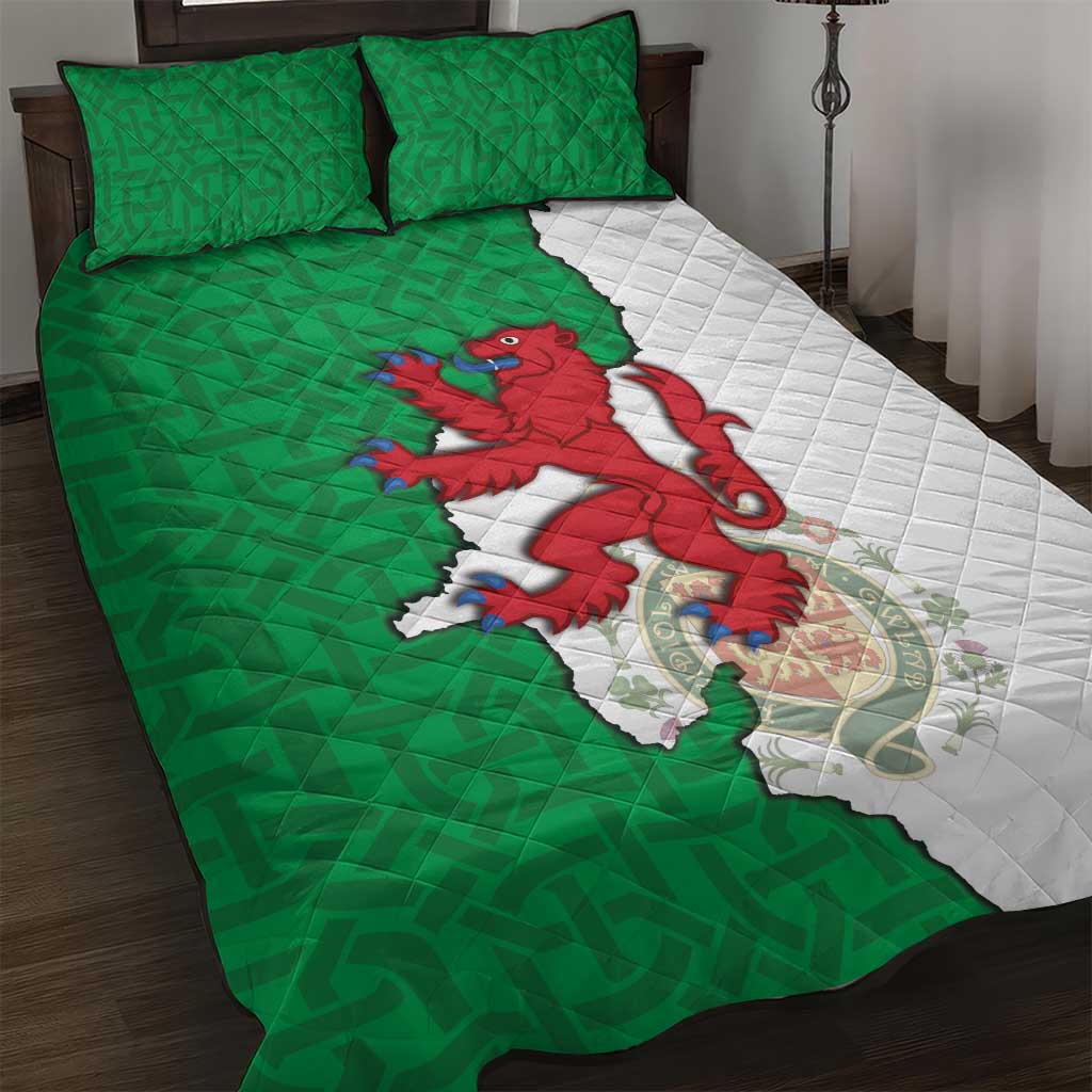 Montgomeryshire Wales Quilt Bed Set Map and Emblem Celtic Style - Wonder Print Shop
