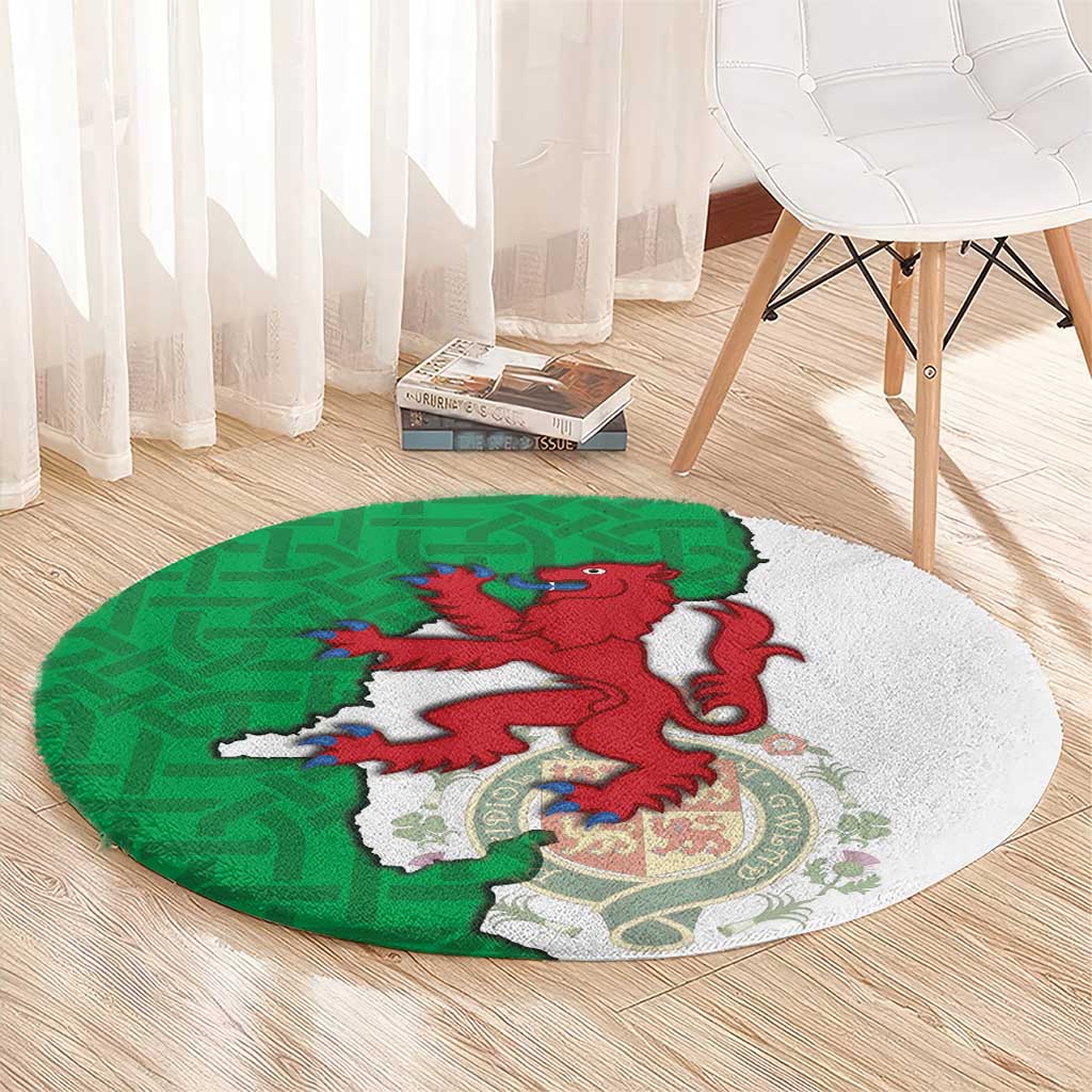 Montgomeryshire Wales Round Carpet Map and Emblem Celtic Style - Wonder Print Shop