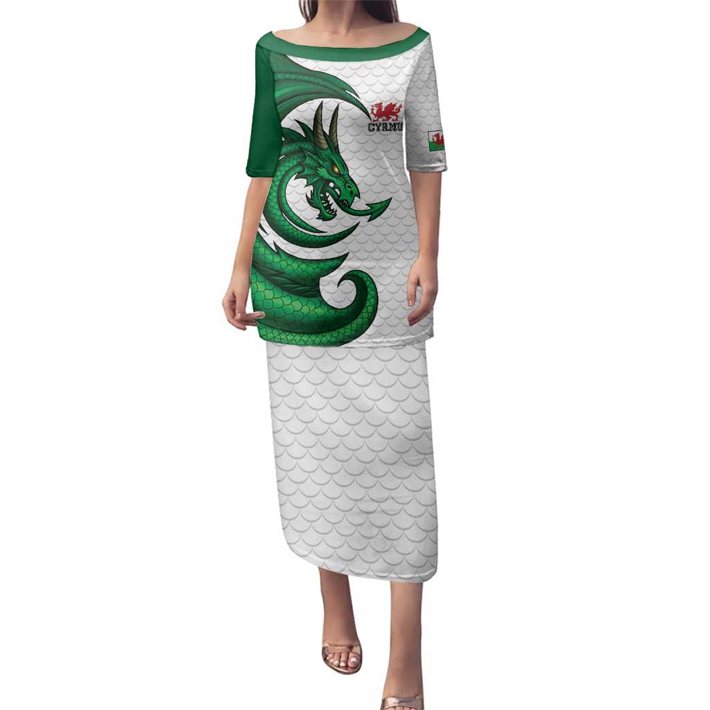 Wales Celtic Dragon Family Matching Puletasi and Hawaiian Shirt Welsh Mythic Green Dragon - Wonder Print Shop