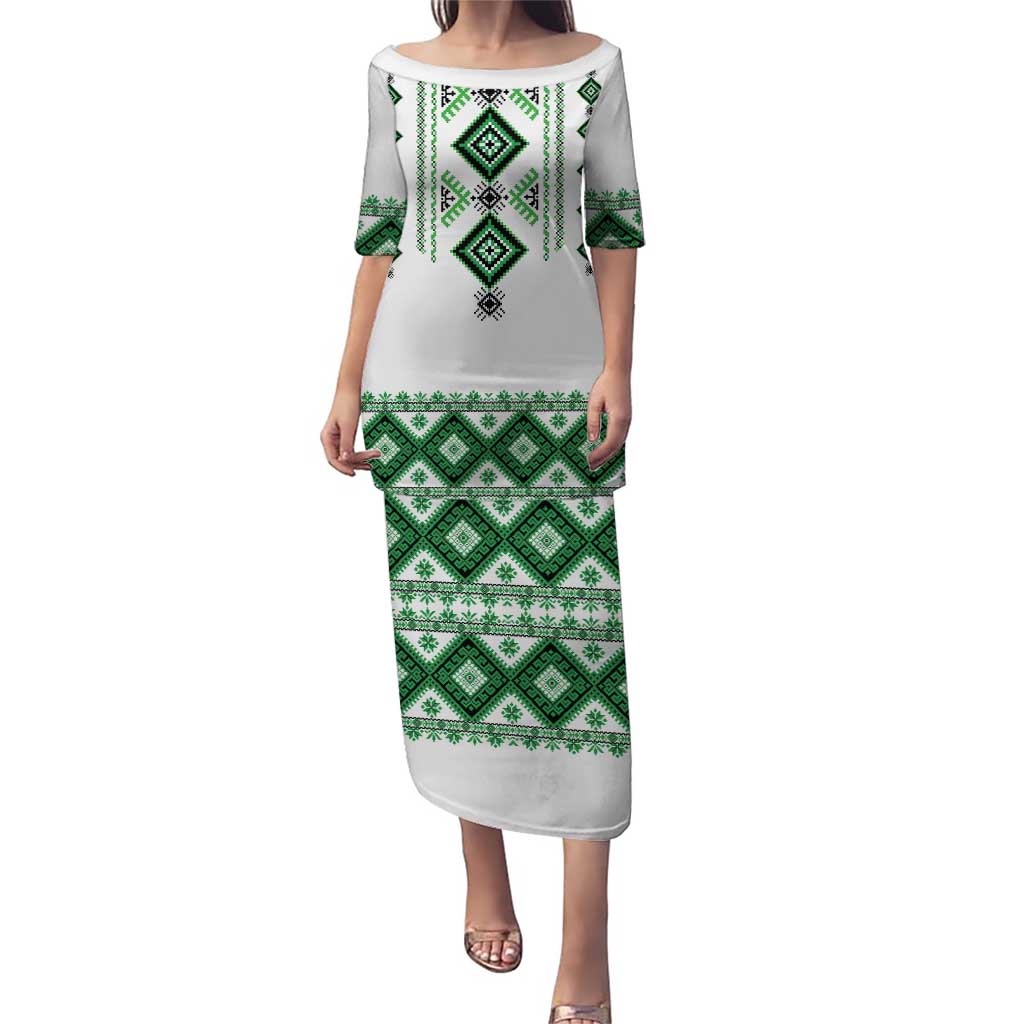 Ukraine Vyshyvanka Inspired Puletasi Ukrainian Traditional Folk Pattern