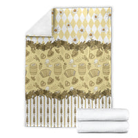 Oktoberfest Bavarian Heritage Blanket Edelweiss Beer Festival Gold Pattern