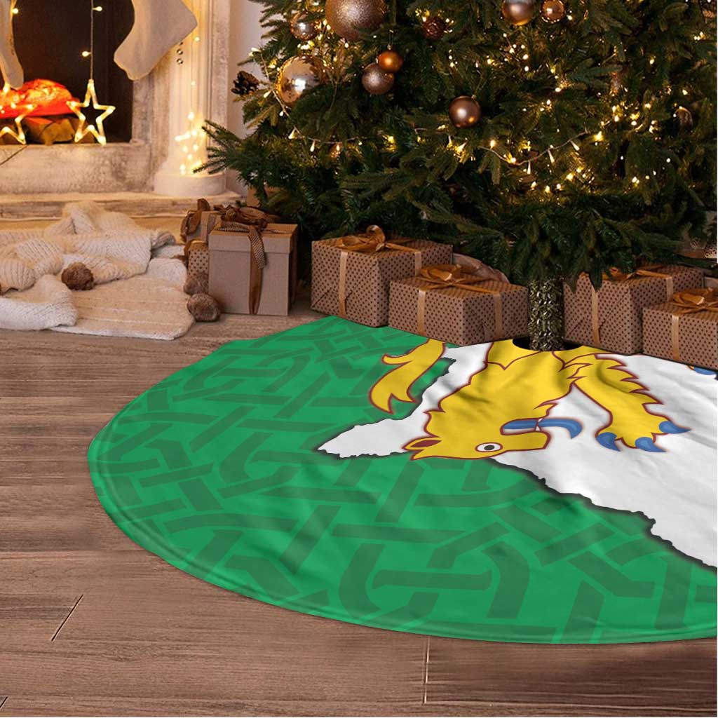 Radnorshire Wales Tree Skirt Map and Emblem Celtic Style - Wonder Print Shop