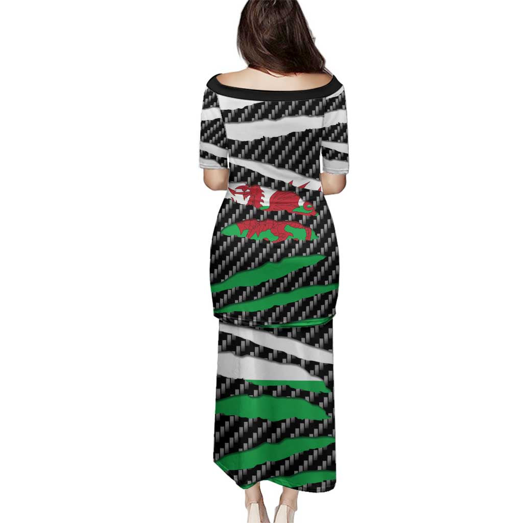 Wales Beast Family Matching Puletasi and Hawaiian Shirt Ripped Flag Graphic - Wonder Print Shop