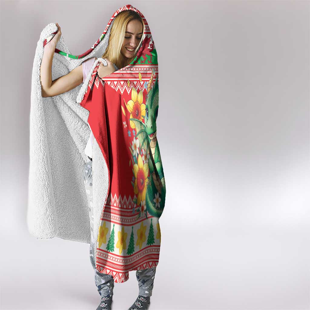 Wales Christmas Hooded Blanket Cute Green Welsh Dragon and Daffodils - Wonder Print Shop