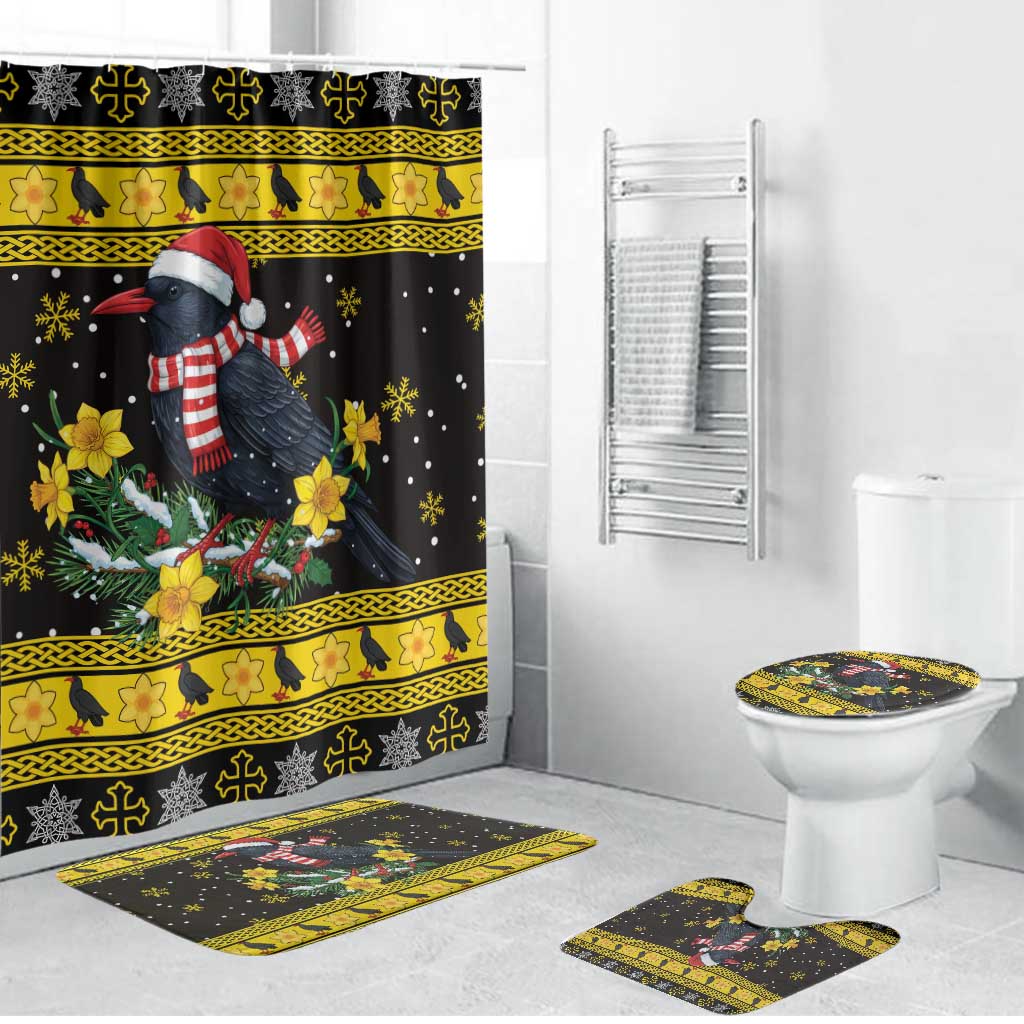 Flintshire Wales Christmas Bathroom Set Welsh Red-billed Chough with Daffodil - Wonder Print Shop