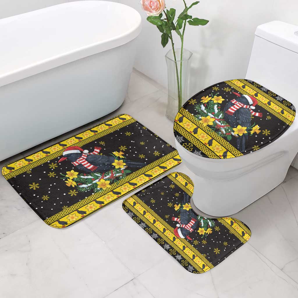 Flintshire Wales Christmas Bathroom Set Welsh Red-billed Chough with Daffodil - Wonder Print Shop