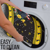 Flintshire Wales Christmas Bathroom Set Welsh Red-billed Chough with Daffodil - Wonder Print Shop