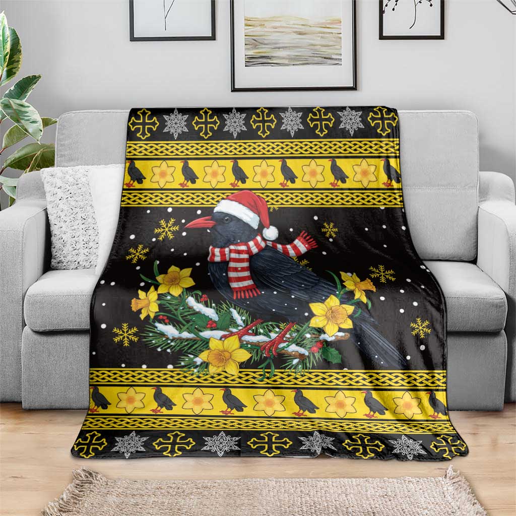 Flintshire Wales Christmas Blanket Welsh Red-billed Chough with Daffodil - Wonder Print Shop