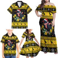 Flintshire Wales Christmas Family Matching Off Shoulder Maxi Dress and Hawaiian Shirt Welsh Red-billed Chough with Daffodil - Wonder Print Shop