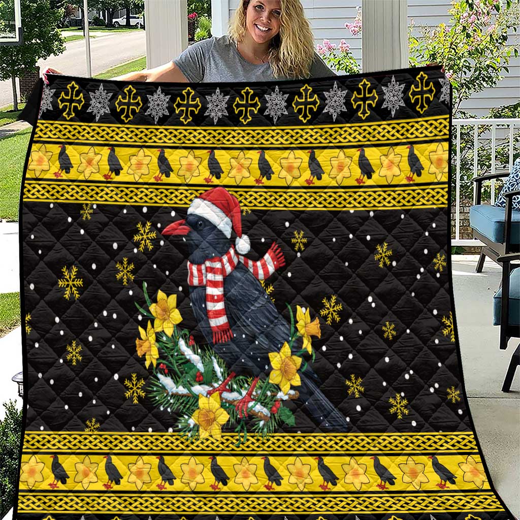 Flintshire Wales Christmas Quilt Welsh Red-billed Chough with Daffodil - Wonder Print Shop