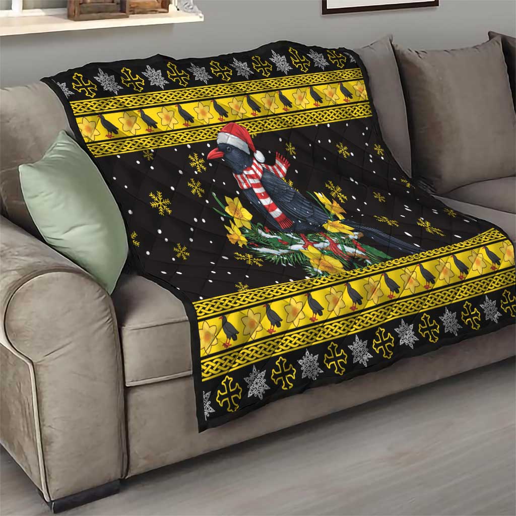 Flintshire Wales Christmas Quilt Welsh Red-billed Chough with Daffodil - Wonder Print Shop