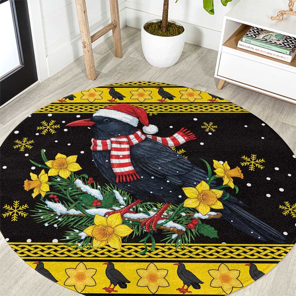 Flintshire Wales Christmas Round Carpet Welsh Red-billed Chough with Daffodil - Wonder Print Shop