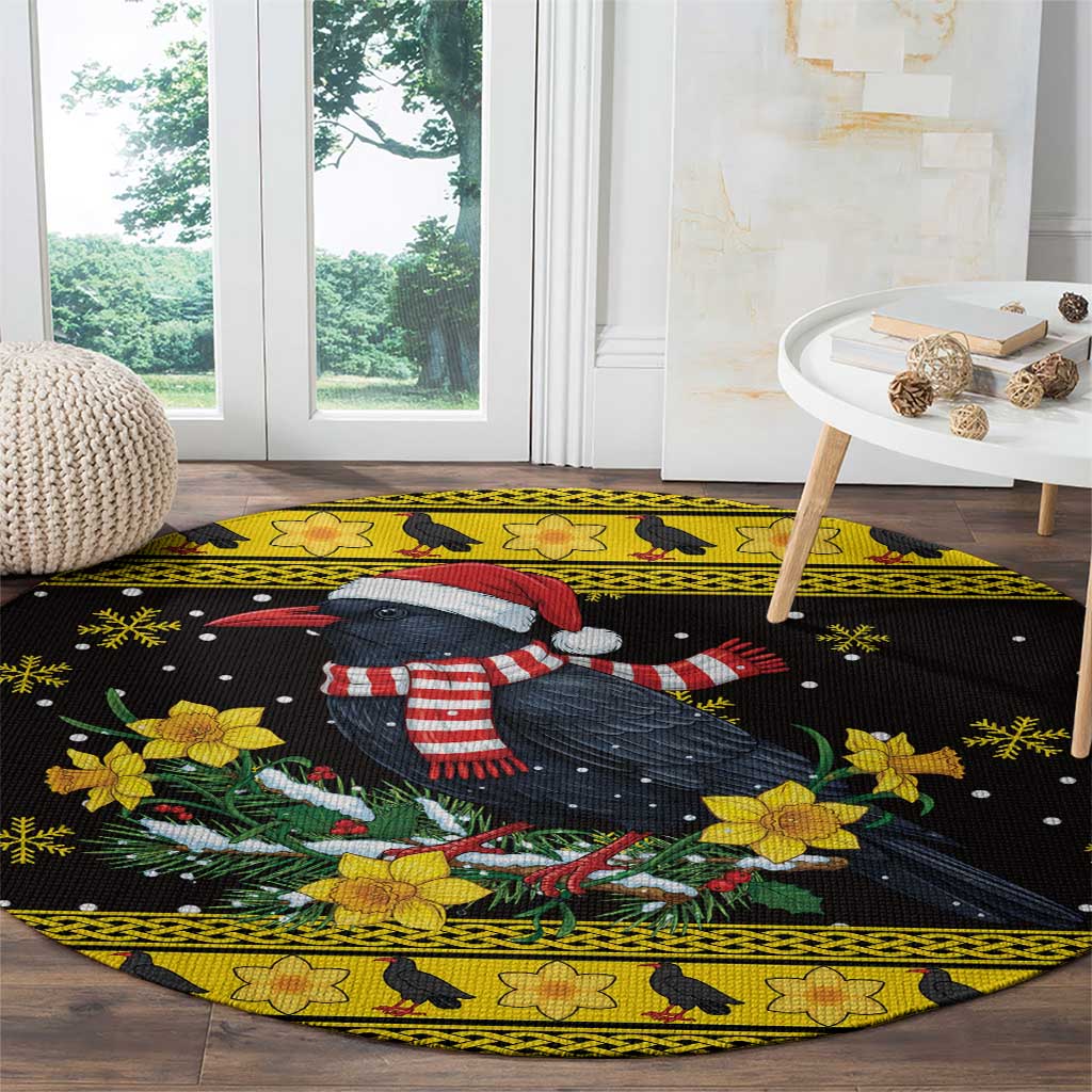 Flintshire Wales Christmas Round Carpet Welsh Red-billed Chough with Daffodil - Wonder Print Shop